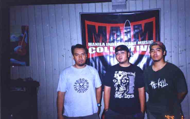 picture taken from their Manila tour 2004