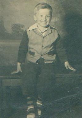 Oldpics3.jpg (70477 bytes)
