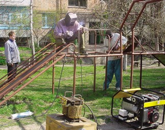 Fixing a playground