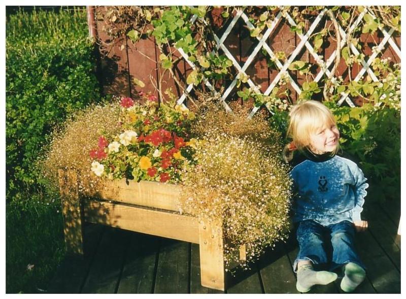 Mimmi og Offa's blomsterpike 4 �r