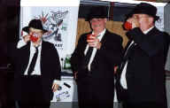 bluesbros2.jpg (50055 bytes)