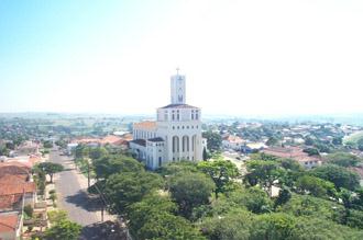 Igreja Matriz Sagrada Fam�lia
