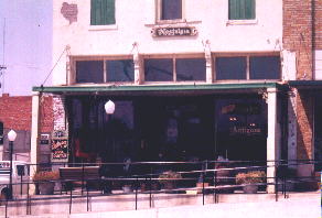 bowie1th.jpg (15034 bytes)