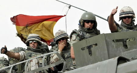 Diario Accion de General Rodriguez, politica, actualidad, noticias e informacion, personalidades e instituciones, policiales, galerias de fotos; historia de General Rodriguez, sus origenes, edificios, estancias, habitos y costumbres, anecdotas, comercios e industrias, los fundadores, antiguas instituciones, fotos e imagenes; suplementos especiales: la crisis politica, economica y social de la Argentina, los acontecimientos de Diciembre de 2001, articulos y entrevistas; Emigracion: toda la informacion destinada a aquellos que desean emigrar, radicarse o estudiar en el exterior, visas, pasaportes, consejos, guias, informacion util, links; Trueque: novedades e informacion, links, estructura del trueque; el casamiento de Maxima Zorreguieta y el principe Guillermo Alejandro de Holanda; Guerra de Afganistan: galeria de imagenes e informacion sobre la primera guerra del siglo XXI; la guerra de Irak, Bagdad, Georges W. Bush, Saddam Husseim, el atentado a las torres Gemelas de Nueva York, las twin towers, el 11-s, y descripcion del hecho que conmovio al mundo; Empleo: consultoras, clasificados, agencias de empleo, consejos e informacion util, curriculum vitae, como confeccionarlos, noticias de actualidad; 
Los numeros de la crisis: Las consecuencias de la crisis politica, economica y social; estadisticas, pobreza, desnutricion, salud y asistencia; noticias regionales y provinciales, columnas y editoriales; informacion para negocios: pymes, links, empresas y negocios; Agenda Cultural con toda la informacion de cursos, universidades, talleres, escuelas y oportunidades, exposiciones de arte de la region; buscadores en Internet, Enlaces: links a los mejores sitios de educacion, cultura, arte, biografias, politica, interes general, web, Links del Diario Accion: RMS Titanic, su historia, su tragico viaje inaugural; historias, testimonios, documentos y articulos sobre el naufragio; links y sitios sobre el tema; la pelicula de Cameron, fotos e imagenes; suplementos especiales, Historia Argentina y de General Rodriguez, la llegada de la democracia en General Rodriguez, la asuncion de Juan Lumbreras como intendente en 1983, galeria de imagenes, sus palabras y los actos, su gabinete, festejos de la comunidad. Fundacion del pueblo de General Rodriguez, sus instituciones y personalidades relevantes, arquitectura y edificios, comercios e industrias, sus comienzos, estancias, inmigraciones italianas, espa�olas, vascas e irlandesas, anecdotas y efemerides, sus hombres ilustres, el Hospital Vicente Lopez y Planes, su fundacion por las Damas de Beneficencia, el hundimiento del crucero General Belgrano, testimonios de ex combatientes y tripulantes, su comandante Hector Elias Bonzo, fotos e imagenes, recuerdos y homenajes, historia de la familia Bonzo de General Rodriguez, entrevistas y articulos periodisticos. La guerra de Malvinas en el Atlantico Sur, el conflicto belico con Gran Breta�a de 1982, politicos relevantes, Benjamin Paez y Trueba, fotos antiguas de familias fundadoras, galerias de imagenes de pobladores, recorrida virtual por el antiguo General Rodriguez, el paso de la Infanta en 1910, historia de La Serenisima, la familia Mastellone, La Choza, Bernardo de Irigoyen, peronismo y radicalismo y muchisimo mas