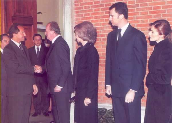 Atentado,Madrid,11-M,Atocha,marzo 2004,Jos&eacute; Mar&iacute;a Aznar,ETA,Al-Qaeda,terrorismo islamico,Ley de Extranjer&iacute;a,emigracion,inmigracion,visas,consulados,embajadas,ETA,vascos,vasca,Antonio Rouco Varela,Almudena,Borbon,Letizia,Felipe,Juan Carlos,Sofia,familia real espa&ntilde;ola,matrimonios,bodas,el pardo,catedral,turismo,espa&ntilde;a,Espa&ntilde;a,Jos&eacute; Mar&iacute;a Aznar,Brigada Plus Ultra,Jos&eacute; Luis Rodr&iacute;guez Zapatero,guerra,Iraq,atentados,Madrid,11-M,Atocha,marzo 2004,ETA,Al-Qaeda,terrorismo islamico,USA;EEUU,Estados Unidos,John Kerry,George W. Bush,Ley Extranjer&iacute;a,emigracion,inmigracion,visas,consulados,embajadas,Argentina,Infodiario,www.infodiario.com.ar,general rodriguez,buenos aires,diario accion,nestor carlos kirchner,cristina fernandez,eduardo duhalde,hilda chiche gonzalez,Museos,www.louvre.fr,Leonardo Da Vinci,Gioconda,Mona Lisa,Italia,Francia,France,inventos,Italy,renacimiento,historia,cuadros,links,images,postcards,photos,fotos,imagenes,postales,pictures,historia,arqueologia,descubrimientos,culturales,agenda,infodiario,diario accion,buenos aires,argentina,Diario Accion de General Rodriguez, politica, actualidad, noticias e informacion, personalidades e instituciones, policiales, galerias de fotos; historia de General Rodriguez, sus origenes, edificios, estancias, habitos y costumbres, anecdotas, comercios e industrias, los fundadores, antiguas instituciones, fotos e imagenes; suplementos especiales: la crisis politica, economica y social de la Argentina, los acontecimientos de Diciembre de 2001, articulos y entrevistas; Emigracion: toda la informacion destinada a aquellos que desean emigrar, radicarse o estudiar en el exterior, visas, pasaportes, consejos, guias, informacion util, links; Trueque: novedades e informacion, links, estructura del trueque; el casamiento de Maxima Zorreguieta y el principe Guillermo Alejandro de Holanda; Guerra de Afganistan: galeria de imagenes e informacion sobre la primera guerra del siglo XXI; la guerra de Irak, Bagdad, Georges W. Bush, Saddam Husseim, el atentado a las torres Gemelas de Nueva York, las twin towers, el 11-s, y descripcion del hecho que conmovio al mundo; Empleo: consultoras, clasificados, agencias de empleo, consejos e informacion util, curriculum vitae, como confeccionarlos, noticias de actualidad; 
Los numeros de la crisis: Las consecuencias de la crisis politica, economica y social; estadisticas, pobreza, desnutricion, salud y asistencia; noticias regionales y provinciales, columnas y editoriales; informacion para negocios: pymes, links, empresas y negocios; Agenda Cultural con toda la informacion de cursos, universidades, talleres, escuelas y oportunidades, exposiciones de arte de la region; buscadores en Internet, Enlaces: links a los mejores sitios de educacion, cultura, arte, biografias, politica, interes general, web, Links del Diario Accion: RMS Titanic, su historia, su tragico viaje inaugural; historias, testimonios, documentos y articulos sobre el naufragio; links y sitios sobre el tema; la pelicula de Cameron, fotos e imagenes; suplementos especiales, Historia Argentina y de General Rodriguez, la llegada de la democracia en General Rodriguez, la asuncion de Juan Lumbreras como intendente en 1983, galeria de imagenes, sus palabras y los actos, su gabinete, festejos de la comunidad. Fundacion del pueblo de General Rodriguez, sus instituciones y personalidades relevantes, arquitectura y edificios, comercios e industrias, sus comienzos, estancias, inmigraciones italianas, espa&ntilde;olas, vascas e irlandesas, anecdotas y efemerides, sus hombres ilustres, el Hospital Vicente Lopez y Planes, su fundacion por las Damas de Beneficencia, el hundimiento del crucero General Belgrano, testimonios de ex combatientes y tripulantes, su comandante Hector Elias Bonzo, fotos e imagenes, recuerdos y homenajes, historia de la familia Bonzo de General Rodriguez, entrevistas y articulos periodisticos. La guerra de Malvinas en el Atlantico Sur, el conflicto belico con Gran Breta&ntilde;a de 1982, politicos relevantes, Benjamin Paez y Trueba, fotos antiguas de familias fundadoras, galerias de imagenes de pobladores, recorrida virtual por el antiguo General Rodriguez, el paso de la Infanta en 1910, historia de La Serenisima, la familia Mastellone, La Choza, Bernardo de Irigoyen, peronismo y radicalismo y muchisimo mas