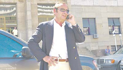Diario Accion de General Rodriguez, politica, actualidad, noticias e informacion, personalidades e instituciones, policiales, galerias de fotos; historia de General Rodriguez, sus origenes, edificios, estancias, habitos y costumbres, anecdotas, comercios e industrias, los fundadores, antiguas instituciones, fotos e imagenes; suplementos especiales: la crisis politica, economica y social de la Argentina, los acontecimientos de Diciembre de 2001, articulos y entrevistas; Emigracion: toda la informacion destinada a aquellos que desean emigrar, radicarse o estudiar en el exterior, visas, pasaportes, consejos, guias, informacion util, links; Trueque: novedades e informacion, links, estructura del trueque; el casamiento de Maxima Zorreguieta y el principe Guillermo Alejandro de Holanda; Guerra de Afganistan: galeria de imagenes e informacion sobre la primera guerra del siglo XXI; la guerra de Irak, Bagdad, Georges W. Bush, Saddam Husseim, el atentado a las torres Gemelas de Nueva York, las twin towers, el 11-s, y descripcion del hecho que conmovio al mundo; Empleo: consultoras, clasificados, agencias de empleo, consejos e informacion util, curriculum vitae, como confeccionarlos, noticias de actualidad; 
Los numeros de la crisis: Las consecuencias de la crisis politica, economica y social; estadisticas, pobreza, desnutricion, salud y asistencia; noticias regionales y provinciales, columnas y editoriales; informacion para negocios: pymes, links, empresas y negocios; Agenda Cultural con toda la informacion de cursos, universidades, talleres, escuelas y oportunidades, exposiciones de arte de la region; buscadores en Internet, Enlaces: links a los mejores sitios de educacion, cultura, arte, biografias, politica, interes general, web, Links del Diario Accion: RMS Titanic, su historia, su tragico viaje inaugural; historias, testimonios, documentos y articulos sobre el naufragio; links y sitios sobre el tema; la pelicula de Cameron, fotos e imagenes; suplementos especiales, Historia Argentina y de General Rodriguez, la llegada de la democracia en General Rodriguez, la asuncion de Juan Lumbreras como intendente en 1983, galeria de imagenes, sus palabras y los actos, su gabinete, festejos de la comunidad. Fundacion del pueblo de General Rodriguez, sus instituciones y personalidades relevantes, arquitectura y edificios, comercios e industrias, sus comienzos, estancias, inmigraciones italianas, espa�olas, vascas e irlandesas, anecdotas y efemerides, sus hombres ilustres, el Hospital Vicente Lopez y Planes, su fundacion por las Damas de Beneficencia, el hundimiento del crucero General Belgrano, testimonios de ex combatientes y tripulantes, su comandante Hector Elias Bonzo, fotos e imagenes, recuerdos y homenajes, historia de la familia Bonzo de General Rodriguez, entrevistas y articulos periodisticos. La guerra de Malvinas en el Atlantico Sur, el conflicto belico con Gran Breta�a de 1982, politicos relevantes, Benjamin Paez y Trueba, fotos antiguas de familias fundadoras, galerias de imagenes de pobladores, recorrida virtual por el antiguo General Rodriguez, el paso de la Infanta en 1910, historia de La Serenisima, la familia Mastellone, La Choza, Bernardo de Irigoyen, peronismo y radicalismo y muchisimo mas