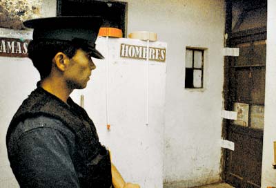 Diario Accion de General Rodriguez, politica, actualidad, noticias e informacion, personalidades e instituciones, policiales, galerias de fotos; historia de General Rodriguez, sus origenes, edificios, estancias, habitos y costumbres, anecdotas, comercios e industrias, los fundadores, antiguas instituciones, fotos e imagenes; suplementos especiales: la crisis politica, economica y social de la Argentina, los acontecimientos de Diciembre de 2001, articulos y entrevistas; Emigracion: toda la informacion destinada a aquellos que desean emigrar, radicarse o estudiar en el exterior, visas, pasaportes, consejos, guias, informacion util, links; Trueque: novedades e informacion, links, estructura del trueque; el casamiento de Maxima Zorreguieta y el principe Guillermo Alejandro de Holanda; Guerra de Afganistan: galeria de imagenes e informacion sobre la primera guerra del siglo XXI; la guerra de Irak, Bagdad, Georges W. Bush, Saddam Husseim, el atentado a las torres Gemelas de Nueva York, las twin towers, el 11-s, y descripcion del hecho que conmovio al mundo; los ultimos dias de Pompeya, Herculano; un argentino en el Titanic, galerias de fotos; Nefertiti, reina de Egipto; Luz Sosa de Godoy Cruz; el Graf Zeppelin, el Hindenburg y dirigibles; las islas Malvinas y la corte de Luis XV, Madame Du Barry, Pompadour, Luis XVI, Maria Antonieta, la Revolucion Francesa; Empleo: consultoras, clasificados, agencias de empleo, consejos e informacion util, curriculum vitae, como confeccionarlos, noticias de actualidad; Los numeros de la crisis: Las consecuencias de la crisis politica, economica y social; estadisticas, pobreza, desnutricion, salud y asistencia; noticias regionales y provinciales, columnas y editoriales; informacion para negocios: pymes, links, empresas y negocios; Agenda Cultural con toda la informacion de cursos, universidades, talleres, escuelas y oportunidades, exposiciones de arte de la region; buscadores en Internet, Enlaces: links a los mejores sitios de educacion, cultura, arte, biografias, politica, interes general, web, Links del Diario Accion: RMS Titanic, su historia, su tragico viaje inaugural; historias, testimonios, documentos y articulos sobre el naufragio; links y sitios sobre el tema; la pelicula de Cameron, fotos e imagenes; suplementos especiales, Historia Argentina y de General Rodriguez, la llegada de la democracia en General Rodriguez, la asuncion de Juan Lumbreras como intendente en 1983, galeria de imagenes, sus palabras y los actos, su gabinete, festejos de la comunidad. Fundacion del pueblo de General Rodriguez, sus instituciones y personalidades relevantes, arquitectura y edificios, comercios e industrias, sus comienzos, estancias, inmigraciones italianas, espa&ntilde;olas, vascas e irlandesas, anecdotas y efemerides, sus hombres ilustres, el Hospital Vicente Lopez y Planes, su fundacion por las Damas de Beneficencia, el hundimiento del crucero General Belgrano, testimonios de ex combatientes y tripulantes, su comandante Hector Elias Bonzo, fotos e imagenes, recuerdos y homenajes, historia de la familia Bonzo de General Rodriguez, entrevistas y articulos periodisticos. La guerra de Malvinas en el Atlantico Sur, el conflicto belico con Gran Breta&ntilde;a de 1982, politicos relevantes, Benjamin Paez y Trueba, fotos antiguas de familias fundadoras, galerias de imagenes de pobladores, recorrida virtual por el antiguo General Rodriguez, el paso de la Infanta en 1910, historia de La Serenisima, la familia Mastellone, La Choza, Bernardo de Irigoyen, peronismo y radicalismo y muchisimo mas