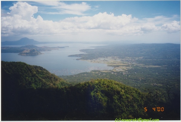 Philippines	Luzon Island - Taal Lake