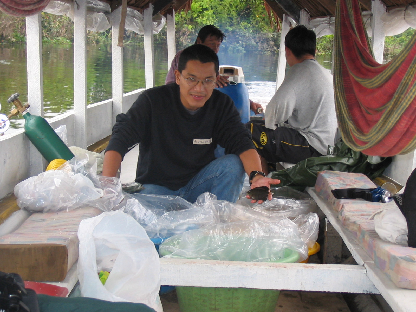Sorting discus early in the morning