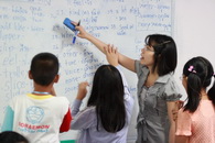 เรียนภาษาอังกฤษแบบชั้นเรียนระดับมัธยม