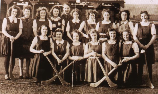 UCG Camogie Team 1945