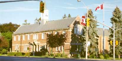 townhall2.jpg (14712 bytes)