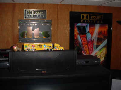 center_channel_and_signs.jpg (38114 bytes)