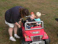 Jack_in_jeep_shot5.jpg (96371 bytes)