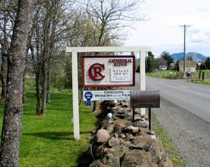 The entrance to Cathedral Ridge Winery