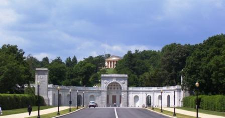 The entrance at Arlington National Cemetery
