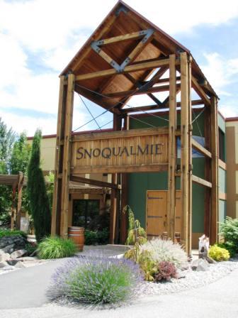 Another view of the Tasting Room