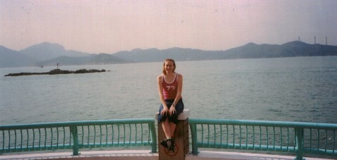 lamma channel and lamma island in background, taken at South Horizons Promenade, 22 Dec 2002