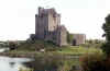 dunguaire.jpg (52949 bytes)