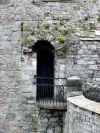 KJ_castle1.jpg (114919 bytes)