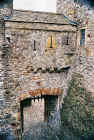 portcullis_above_web.jpg (121969 bytes)