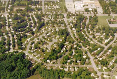 hood.jpg (30968 bytes)