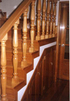 Escaleras con Maderas Duras Peruanas