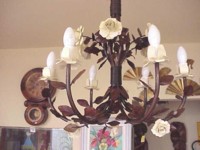 lustre de teto branco em ferro, antiguidade, rosas de 6 petalas