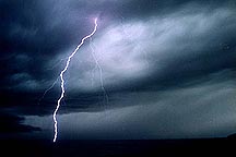 lightning.jpg (8335 bytes)