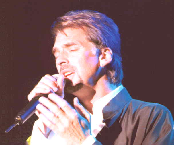 Klshow1.jpg (20996 bytes)