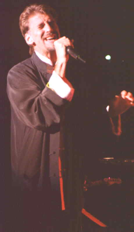 Klshow3.jpg (15983 bytes)