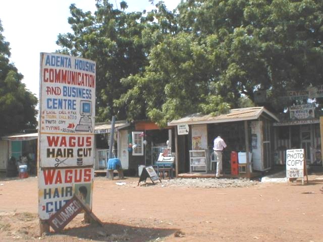 Roadside scene, Accra 