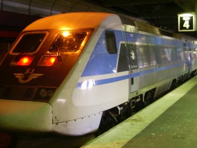 X-2000 tilting train