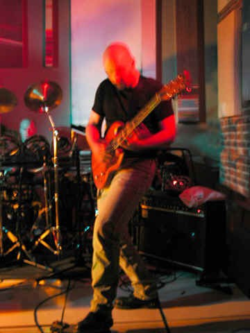 chrisdanny2.jpg (211331 bytes)