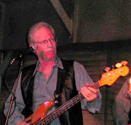 terry.jpg (19459 bytes)