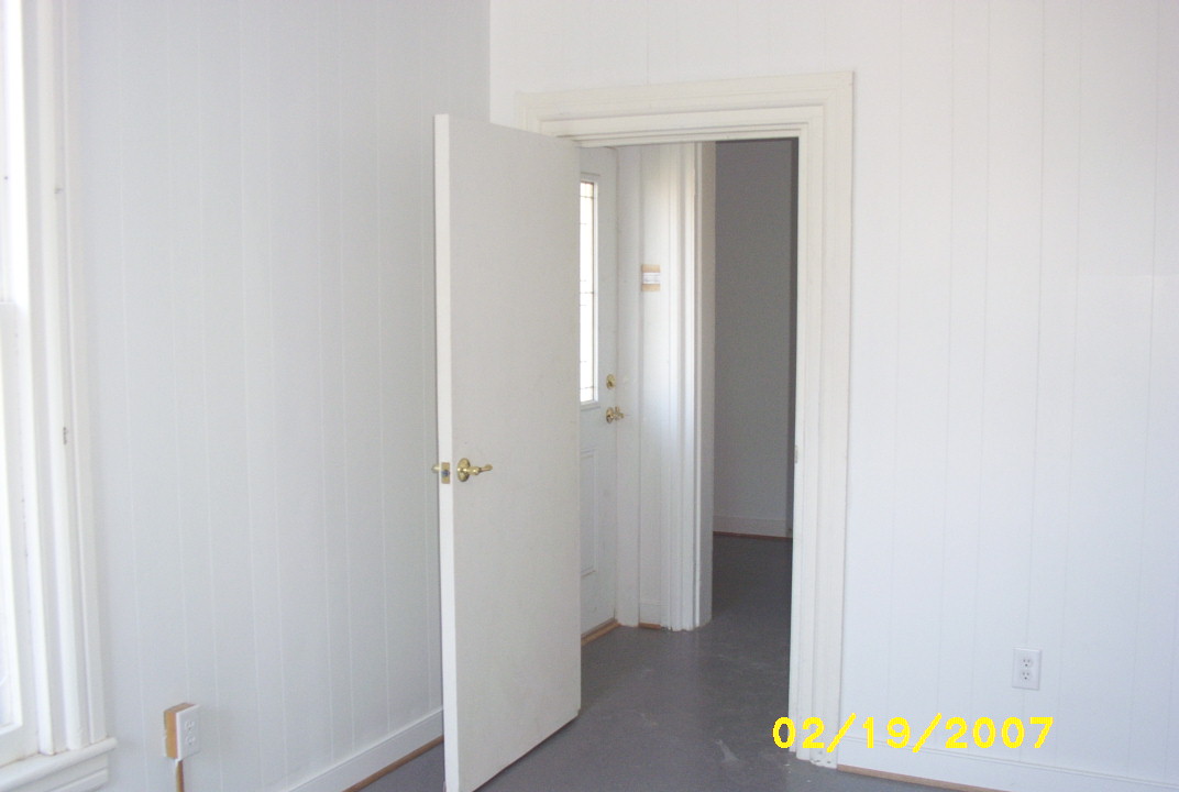 3016-A - Looking from the front room to the Common Area with Restrooms