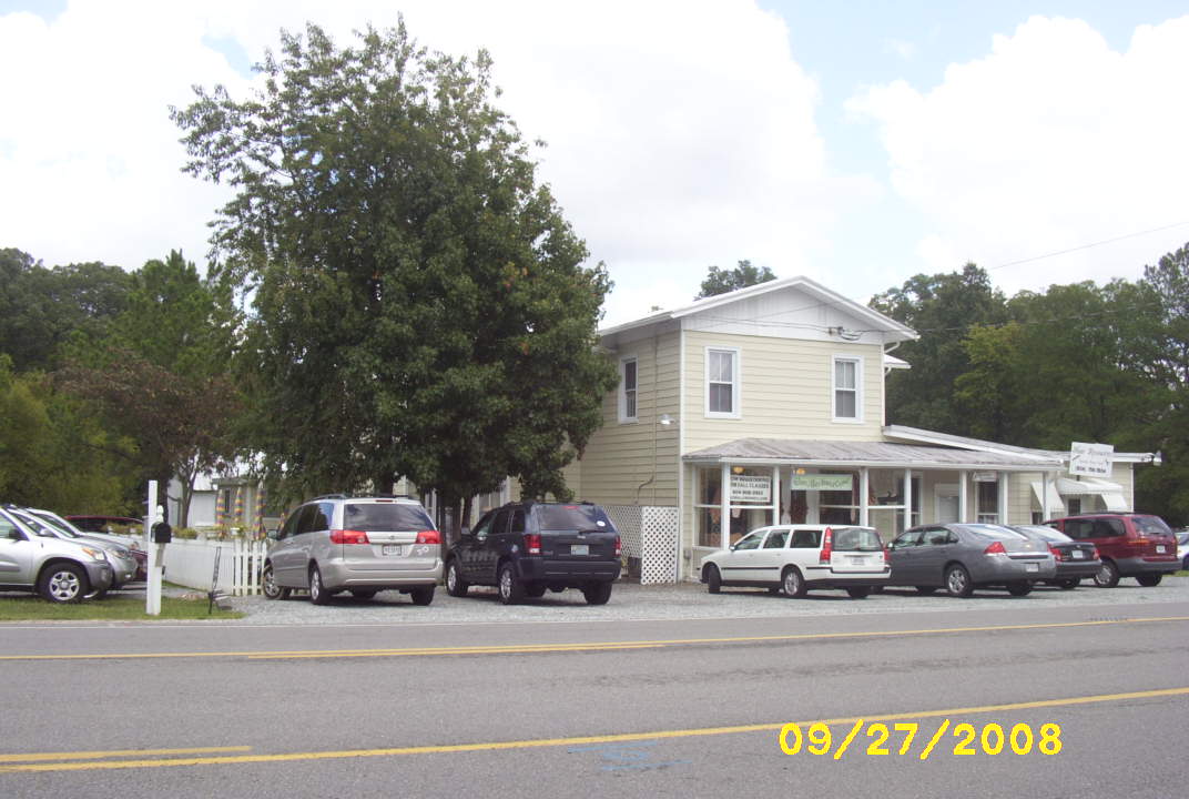 After:&nbsp; The Old Glen Allen Store - Italian Ice, Glen Allen Dance Center, Energy Savers, Hair Resources, Elephants & Giraffes - click to see more
