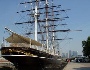 The Cutty Sark in Greenwich, with Canary Wharf in the background, LONDON