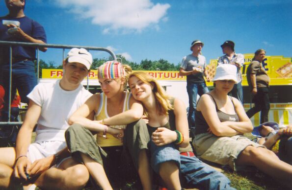 Joost, Margot, Laura & some chick giving them bad looks
