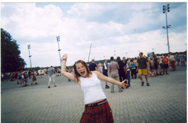 Lauraaaaaa keepin it cool!