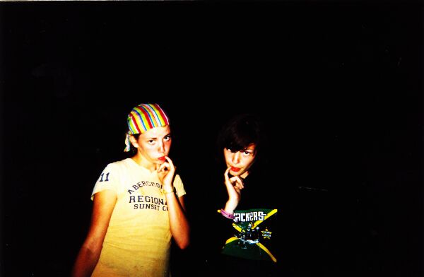 Margot & Leah tryin to be innocent lil girls....