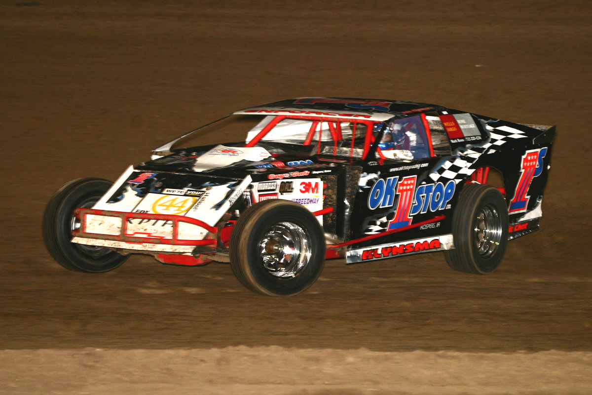 Photo by Raceway Photo - www.racewayphoto.com