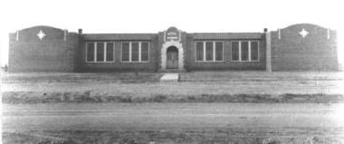 1933 school bldg small