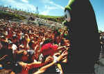 Larry and the crowd2