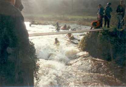 Sluice5a.jpg (13349 bytes)