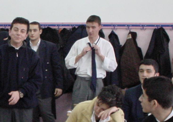 RES_M4.jpg (73206 bytes)