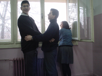 res_m4.jpg (82321 bytes)