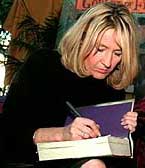 J.K. Rowling contin�a escribiendo el quinto libro... y no se detiene, ni a�n para ir al ba�o.