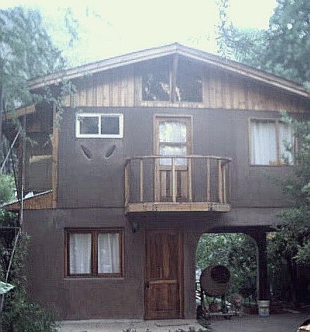 the small cabin owned by Capacitar in San Alfonso, beside the new women's center (still under construction).