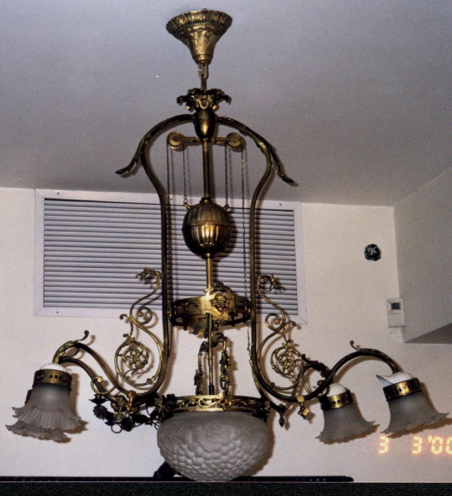 lamp993a.JPG